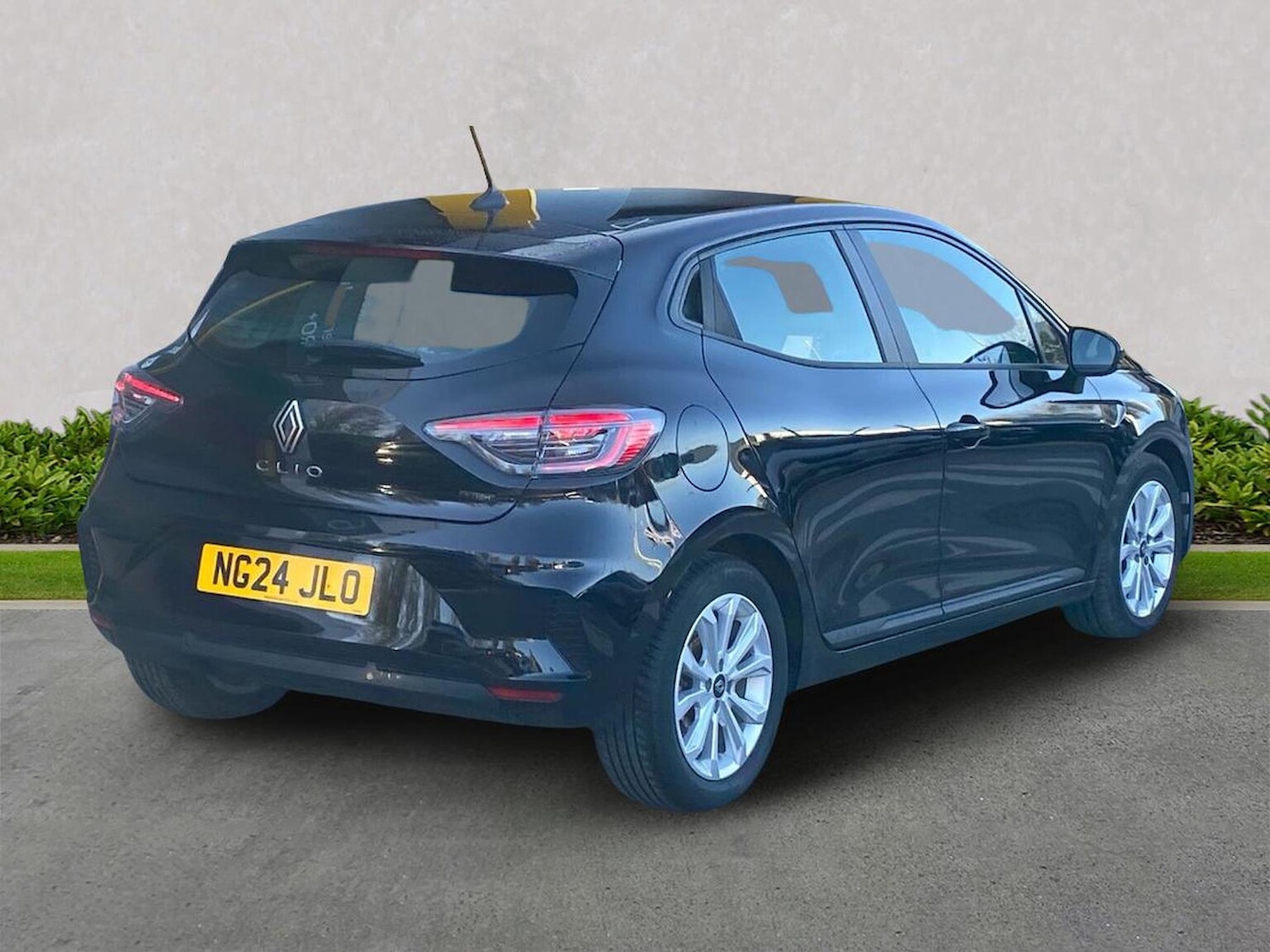 Used Renault Clio 2024 for sale - 76600096: Photo 18