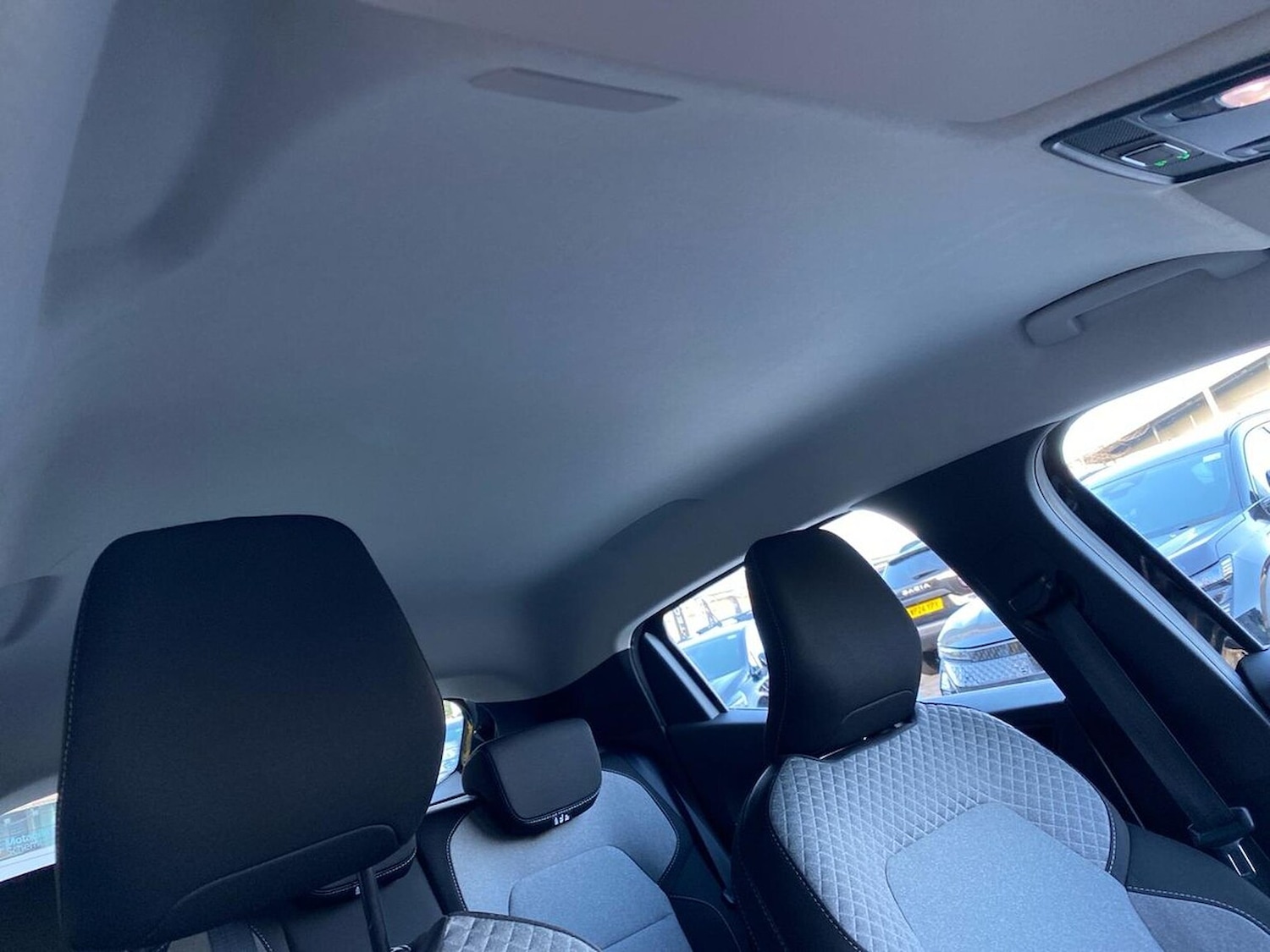 Used Renault Clio 2024 for sale - 76600096: Photo 32