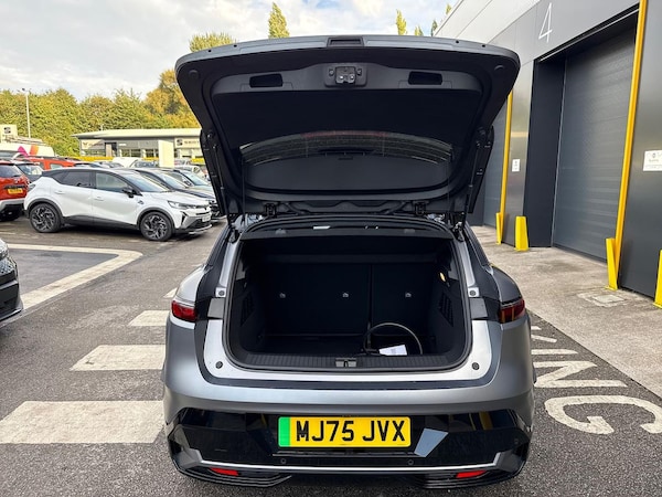 Used Renault Megane E Tech 2025 for sale - 76134244: Photo 17