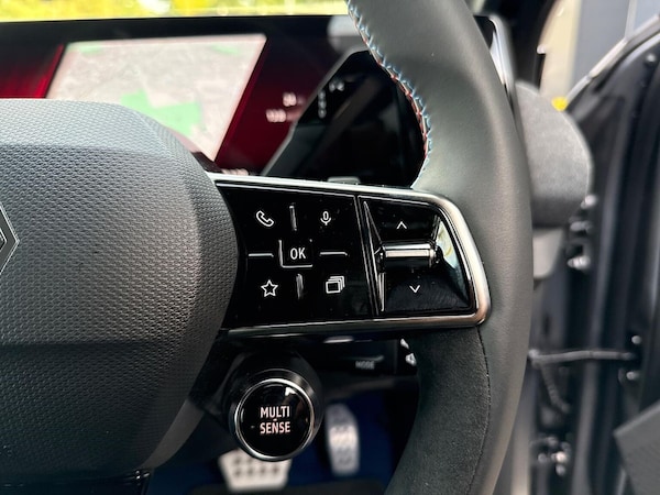 Used Renault Megane E Tech 2025 for sale - 76134244: Photo 26