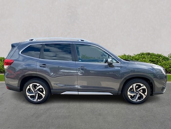 Used Subaru Forester 2024 for sale - 75476100: Photo