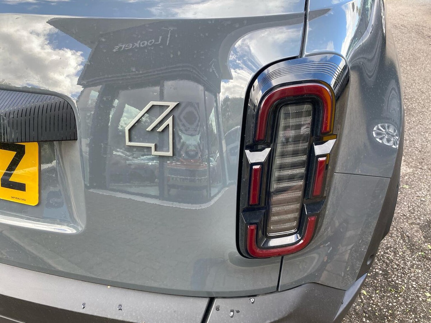 Vehicle 23