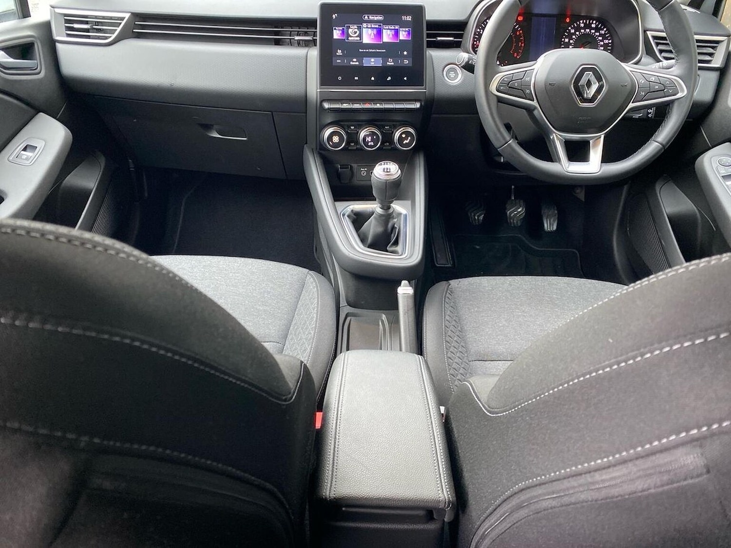 Used Renault Clio 2021 for sale - 77789576: Photo 13