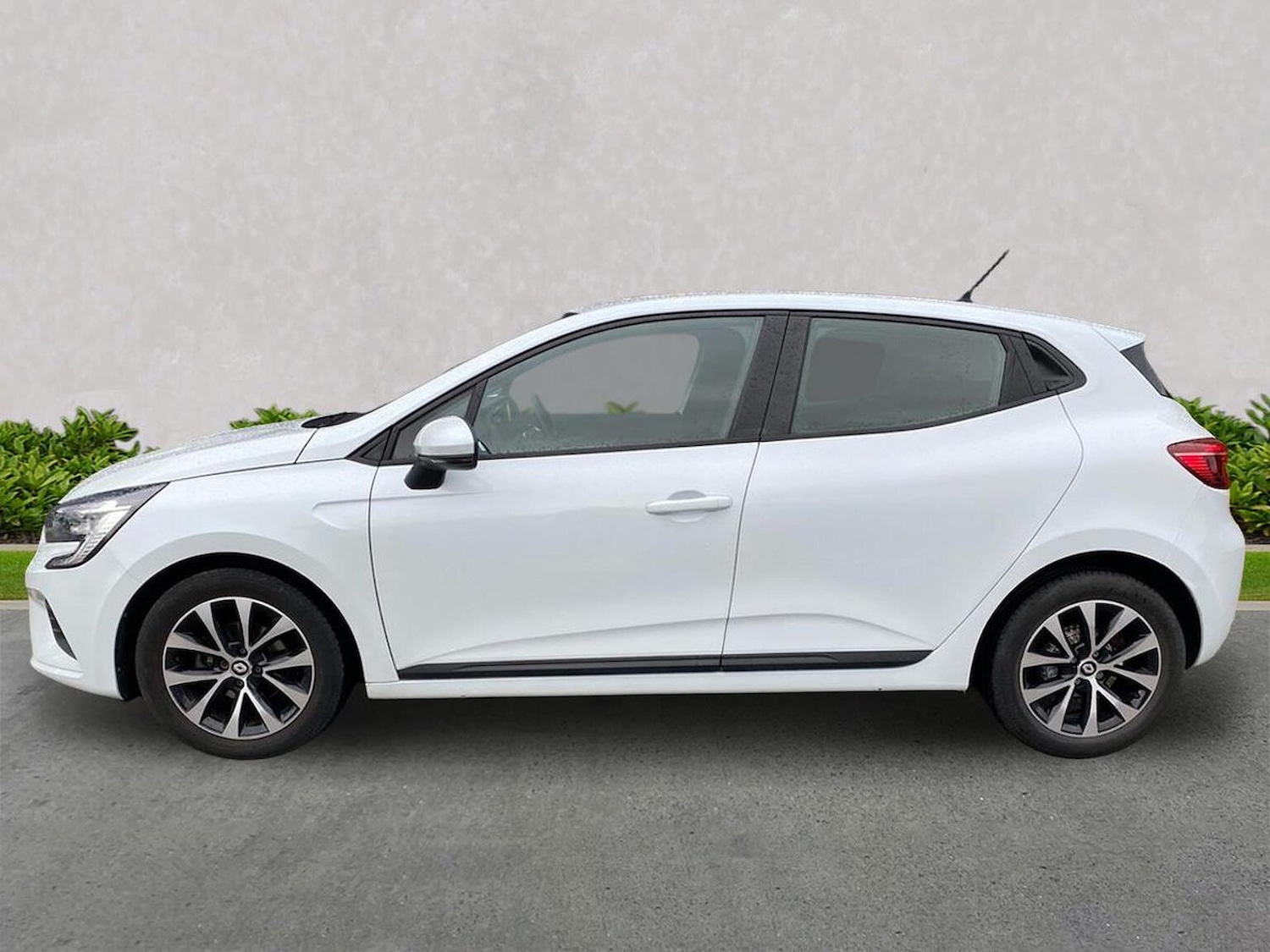 Used Renault Clio 2021 for sale - 77789576: Photo 19