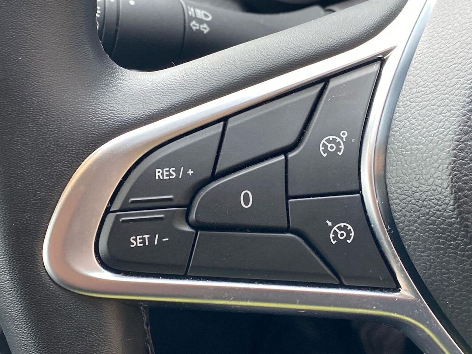 Used Renault Clio 2021 for sale - 77789576: Photo 26