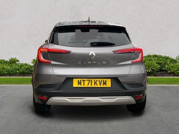 Used Renault Captur 2021 for sale - 76762446: Photo