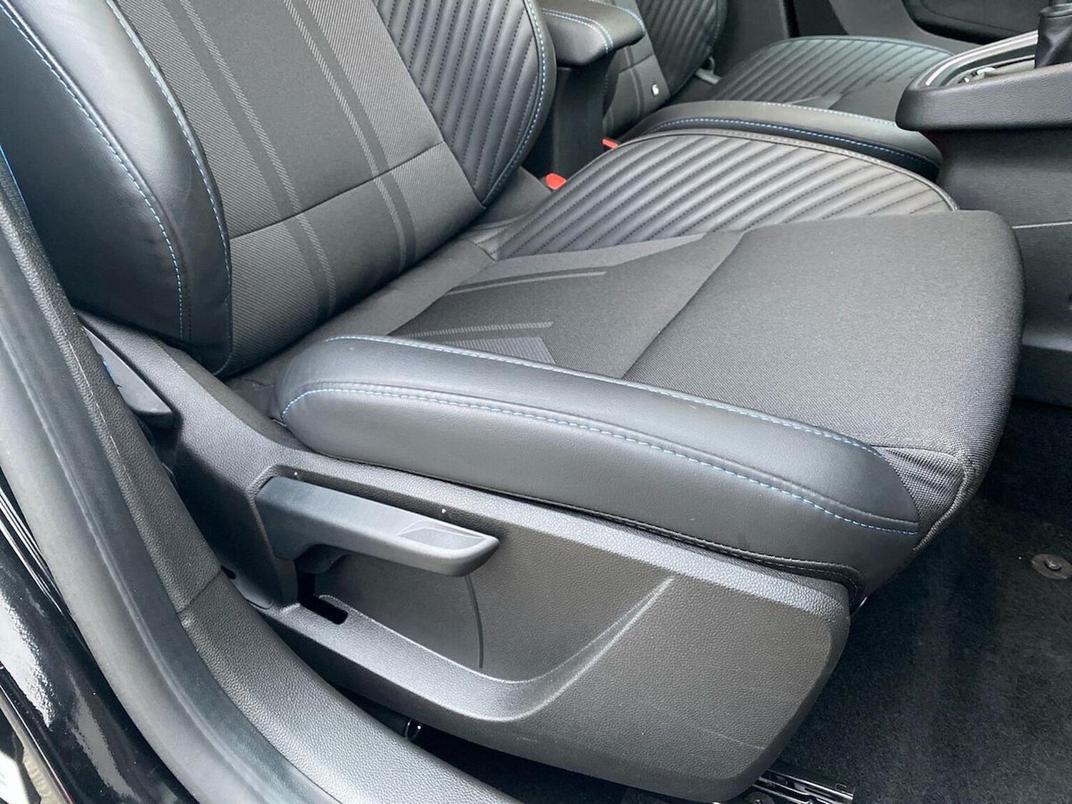 Used Renault Clio 2025 for sale - 77034632: Photo 32