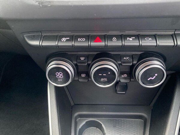 Used Dacia Duster 2018 for sale - 76212089: Photo 12
