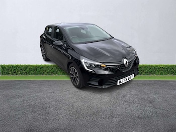Used Renault Clio 2023 for sale - 79017702: Photo