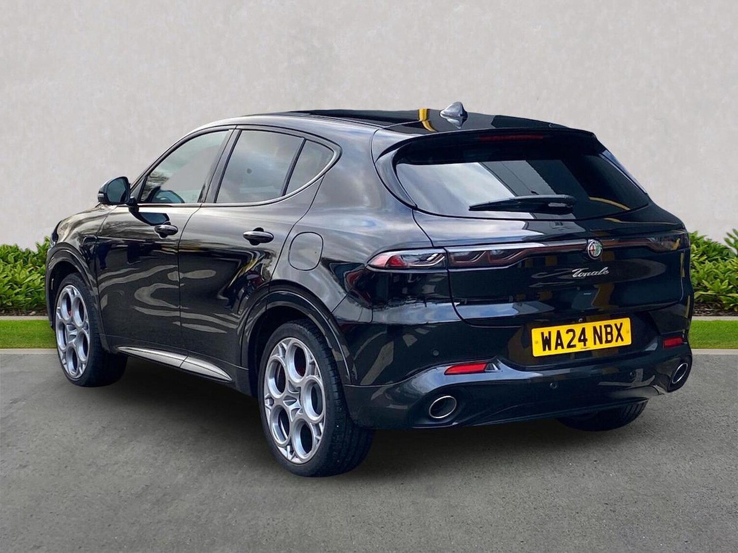 Used Alfa Romeo Tonale 2024 for sale - 76860075: Photo 2