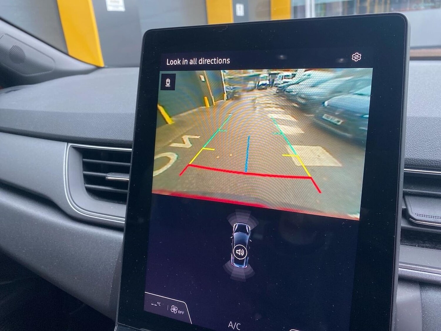 Used Renault Captur 2025 for sale - 76490526: Photo 23