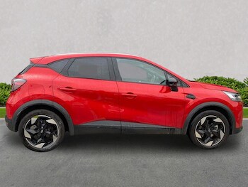 Used Renault Captur 2025 for sale - 76490526: Photo