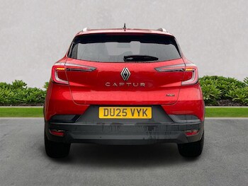 Used Renault Captur 2025 for sale - 76490526: Photo