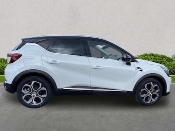 Used Renault Captur 2022 for sale - 79114823: Photo