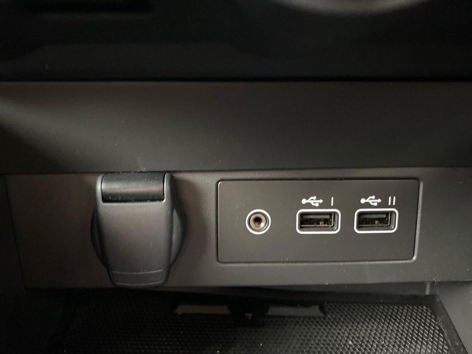 Used Renault Clio 2025 for sale - 76554240: Photo 38