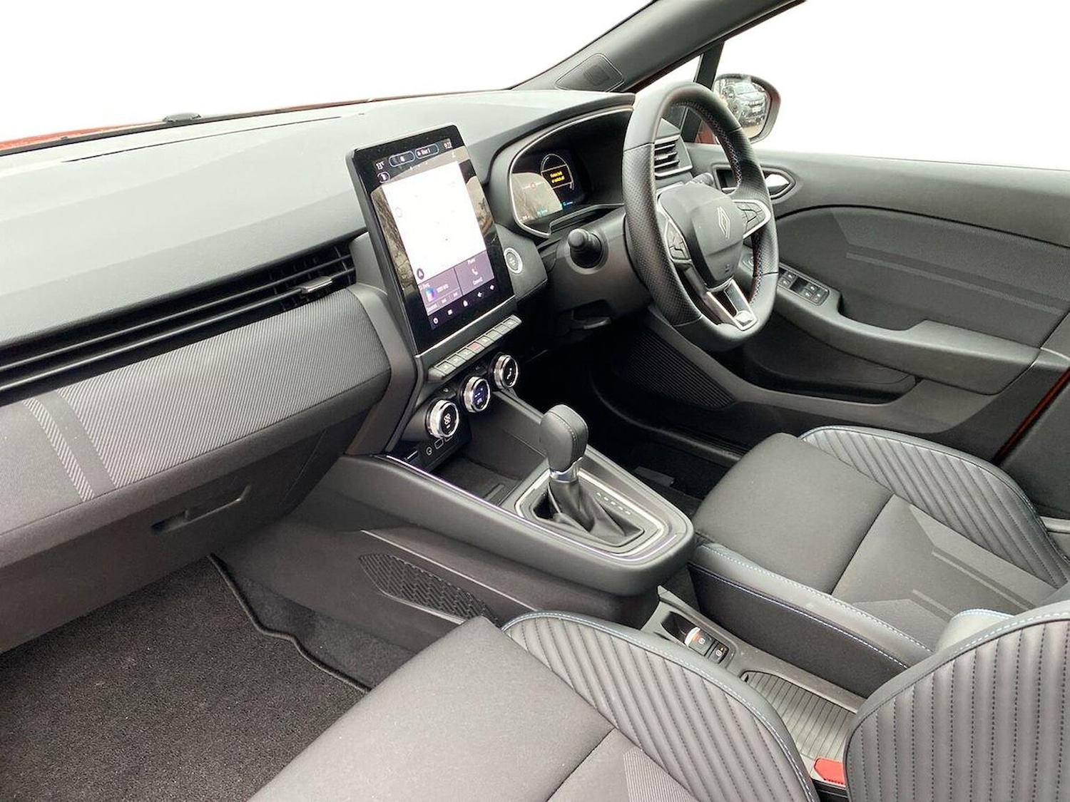 Used Renault Clio 2025 for sale - 76554240: Photo 7