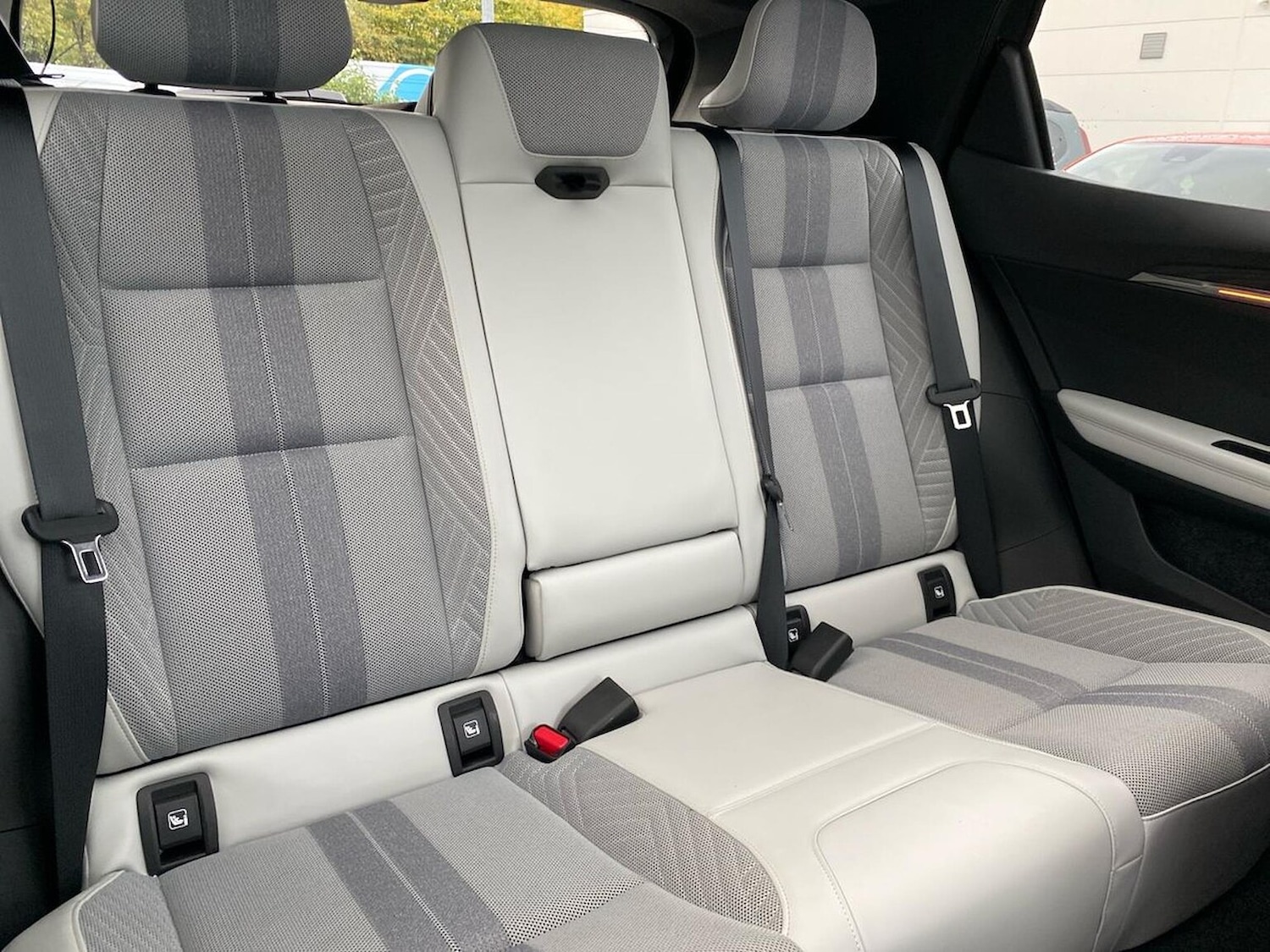 Used Renault Scenic E-Tech 2024 for sale - 76449591: Photo 16