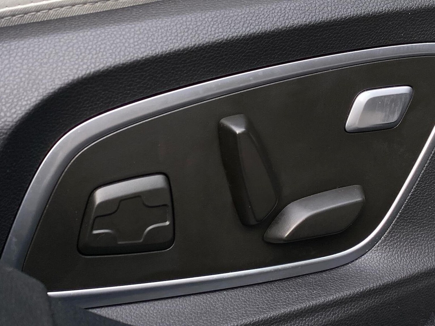 Used Renault Scenic E-Tech 2024 for sale - 76449591: Photo 30