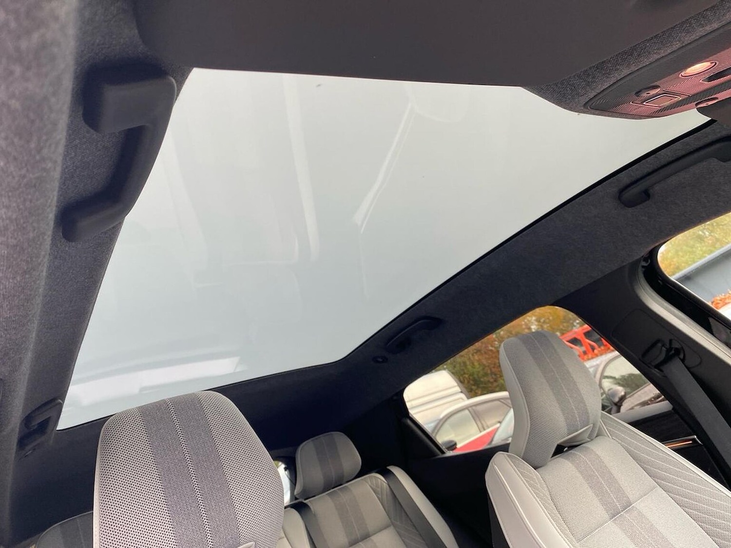 Used Renault Scenic E-Tech 2024 for sale - 76449591: Photo 32