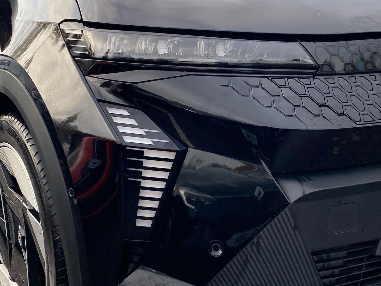 Used Renault Scenic E-Tech 2024 for sale - 76449591: Photo 34