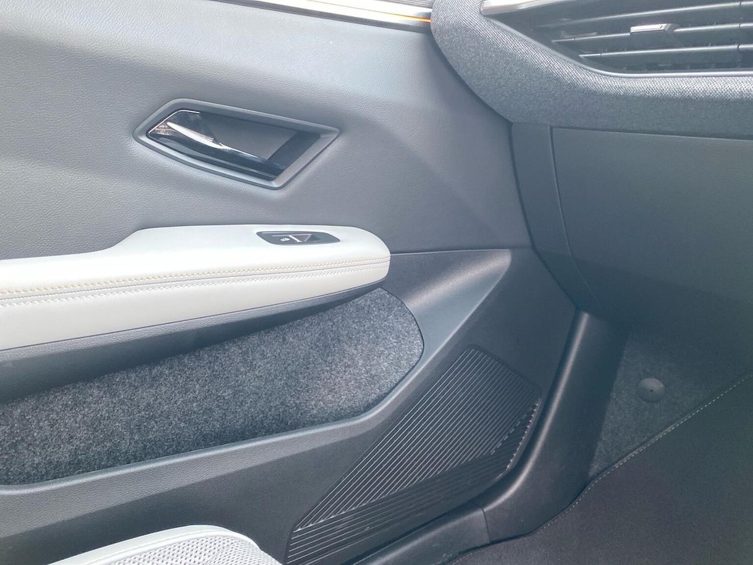 Used Renault Scenic E-Tech 2024 for sale - 76449591: Photo 47