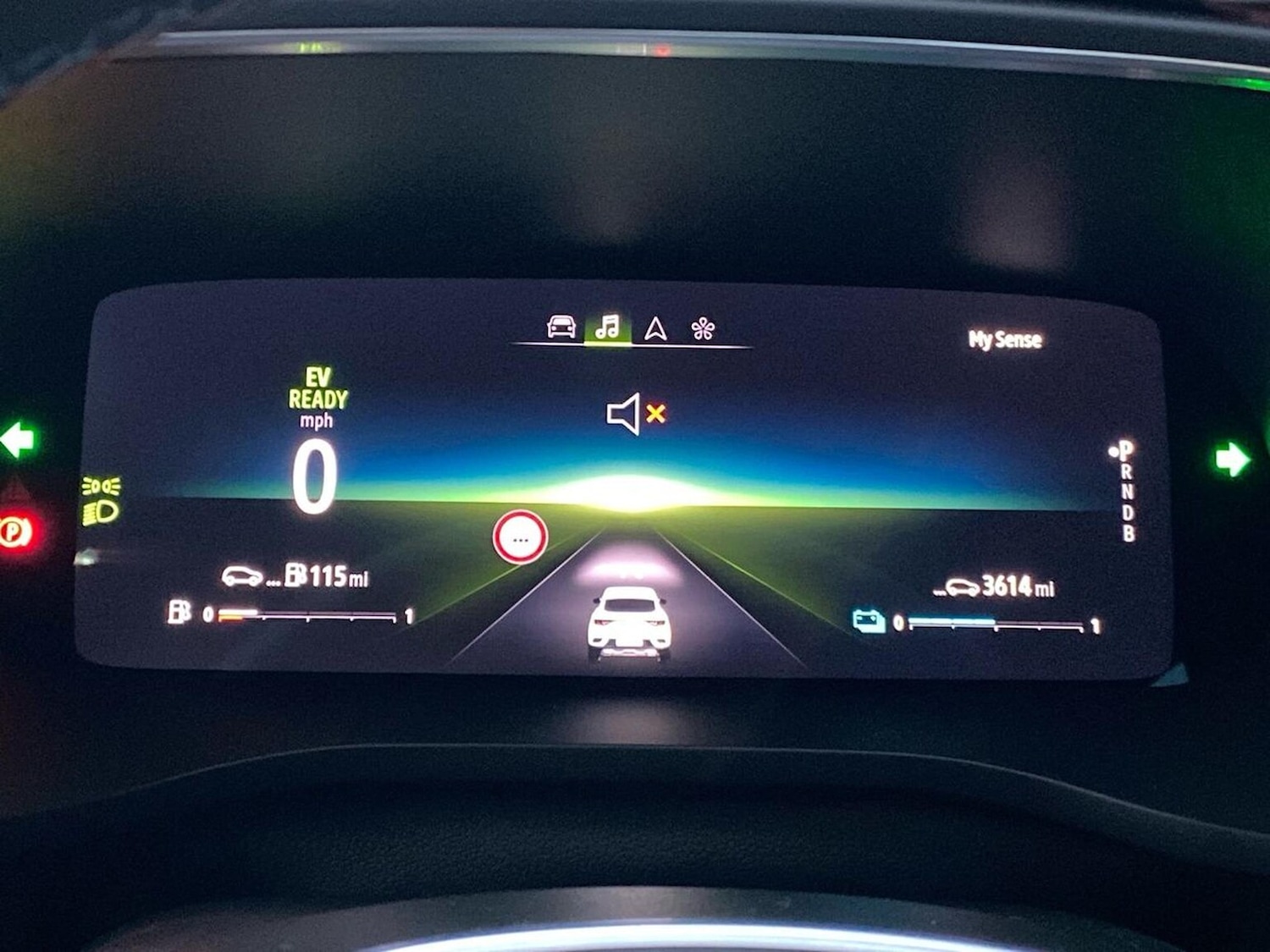 Used Renault Arkana 2025 for sale - 76449590: Photo 10