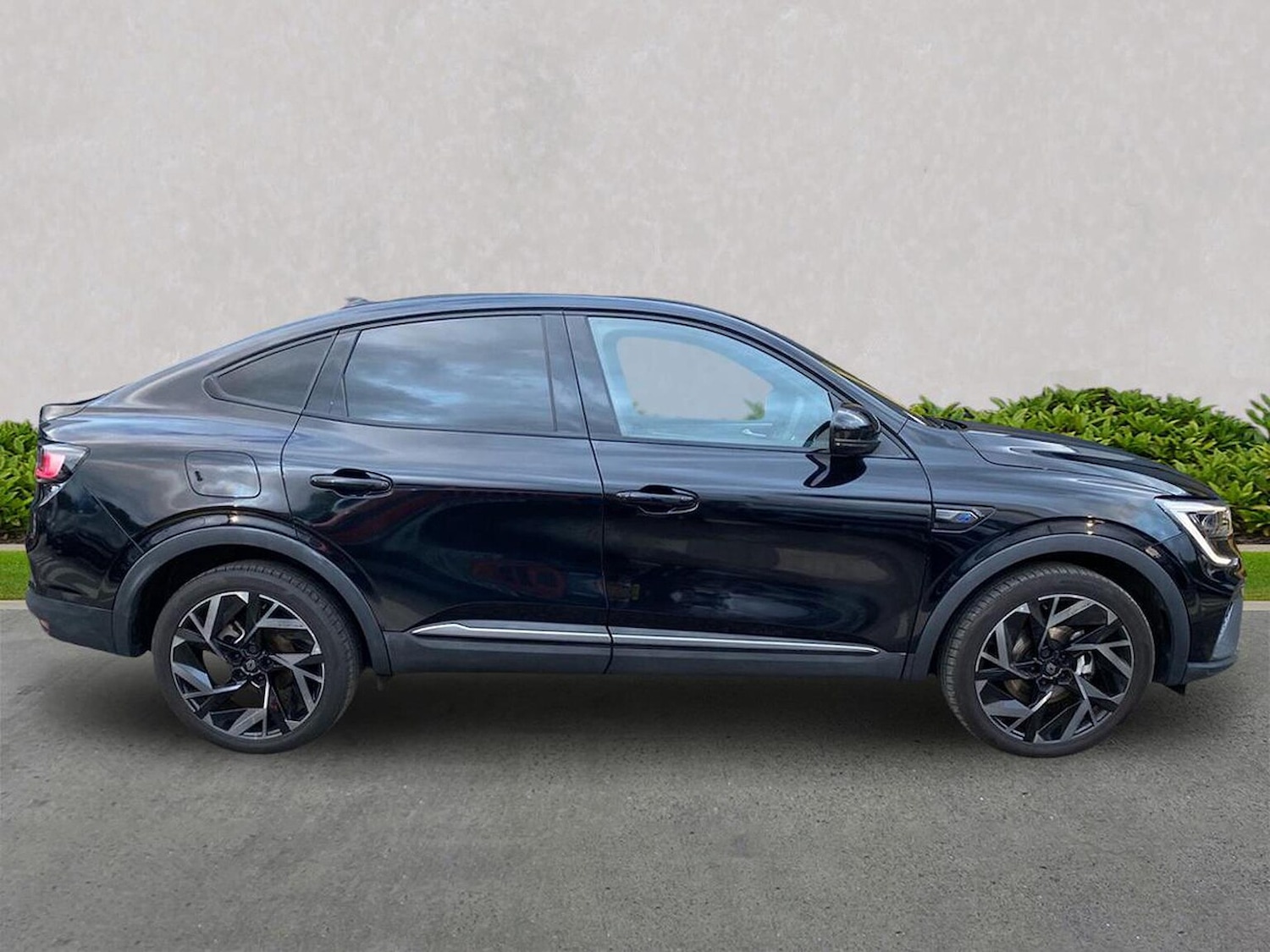 Used Renault Arkana 2025 for sale - 76449590: Photo 3