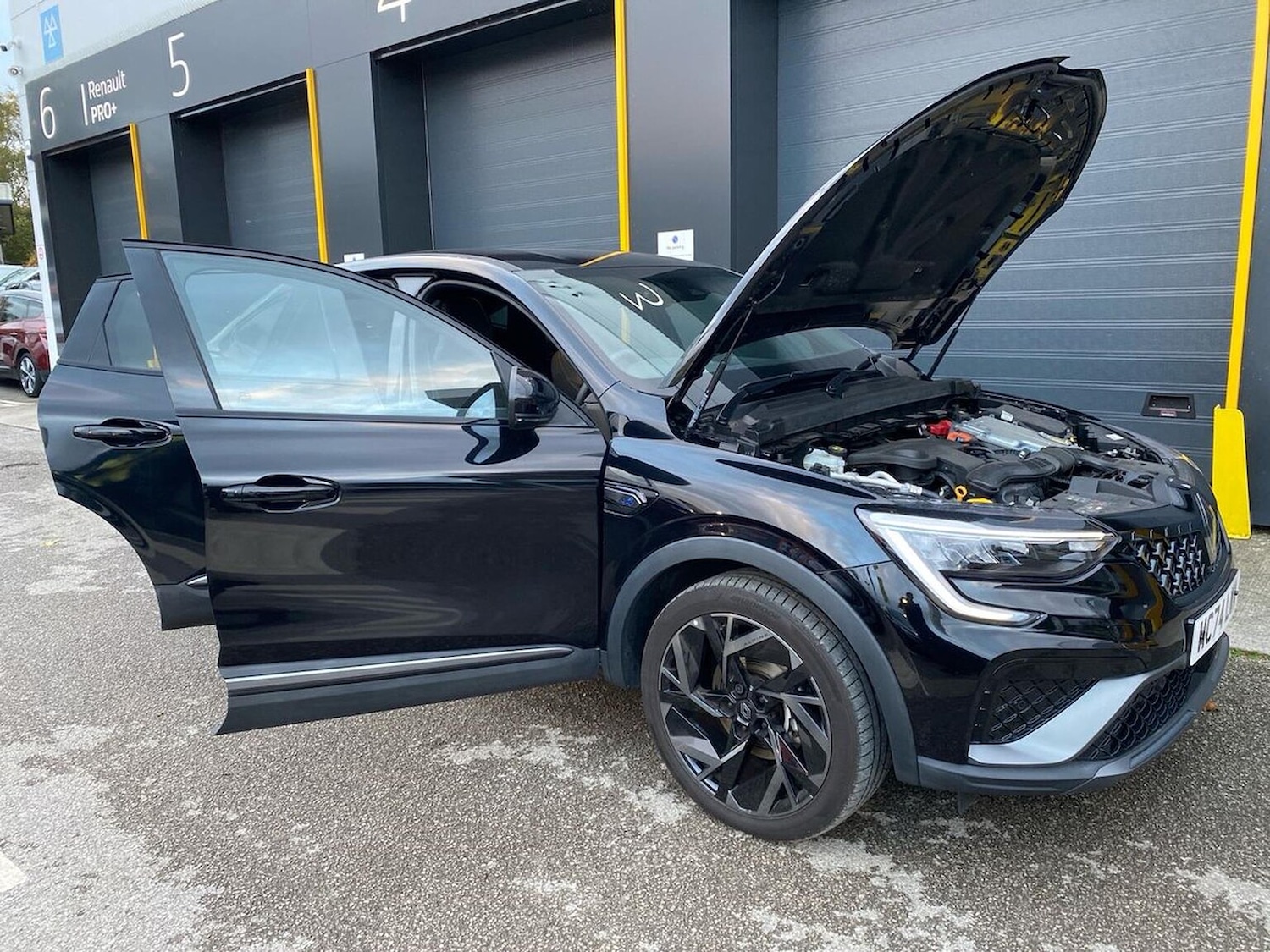 Used Renault Arkana 2025 for sale - 76449590: Photo 40