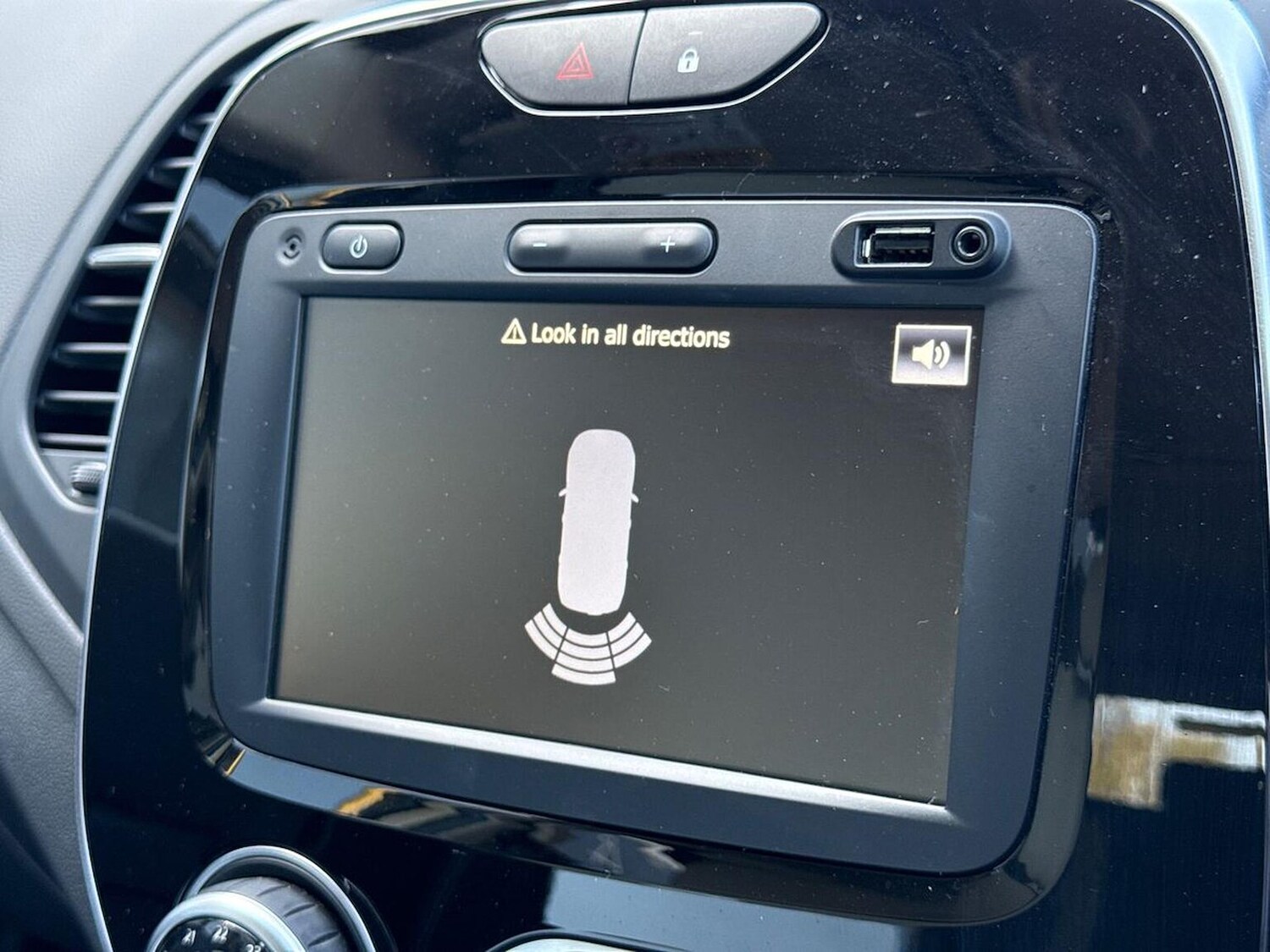 Used Renault Captur 2019 for sale - 78195444: Photo 23