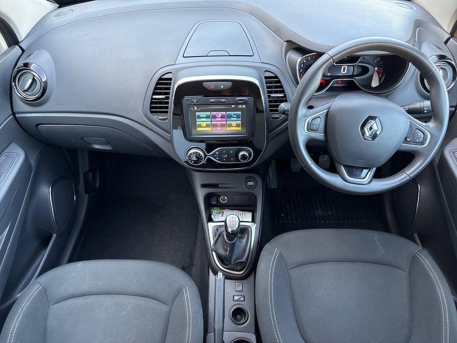 Used Renault Captur 2019 for sale - 78195444: Photo 8