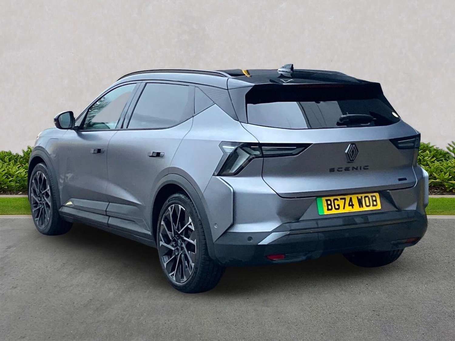 Used Renault Scenic E-Tech 2024 for sale - 77906717: Photo 2