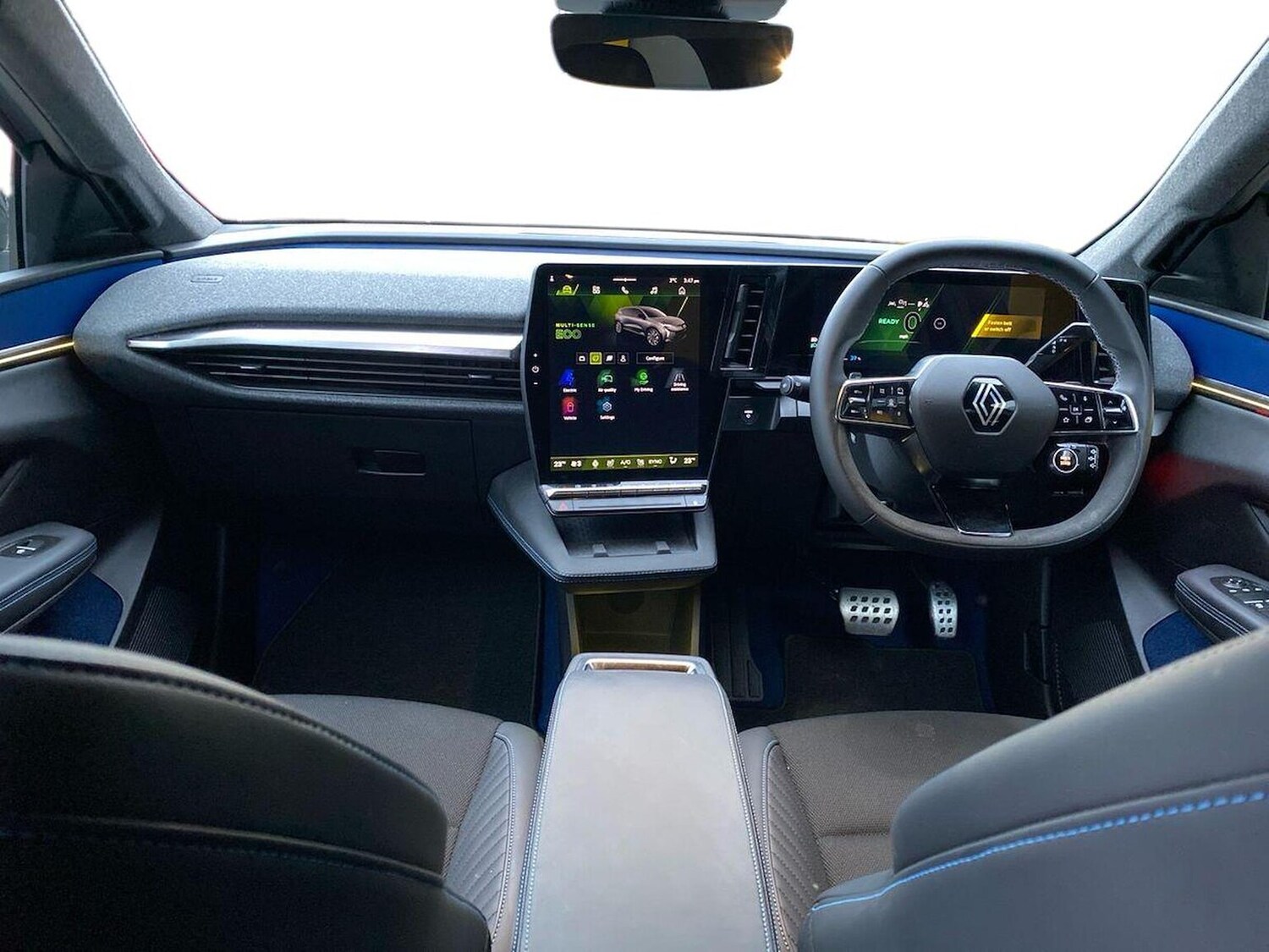 Used Renault Scenic E-Tech 2024 for sale - 77906717: Photo 8