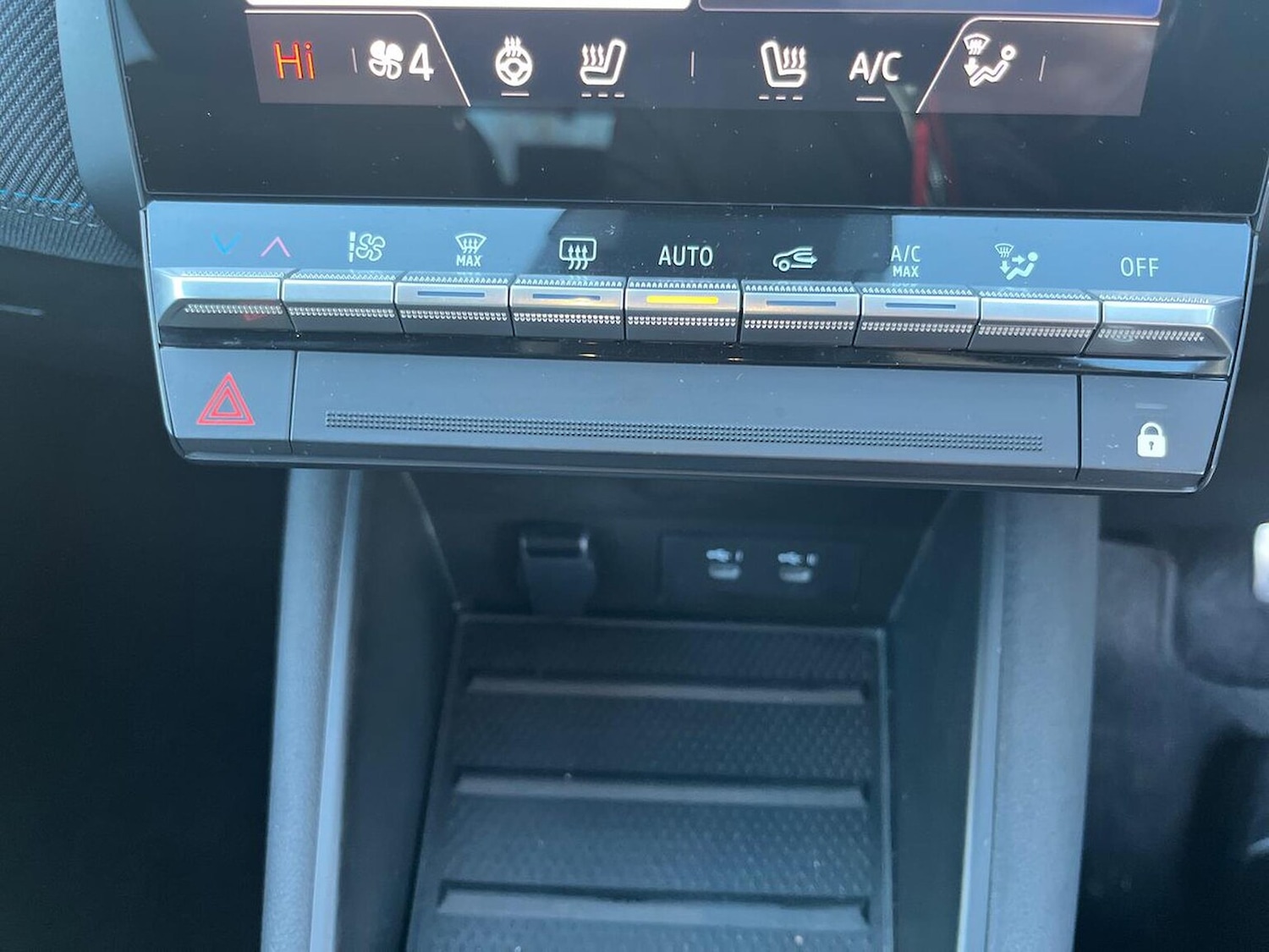 Used Renault Captur 2024 for sale - 77012411: Photo 14