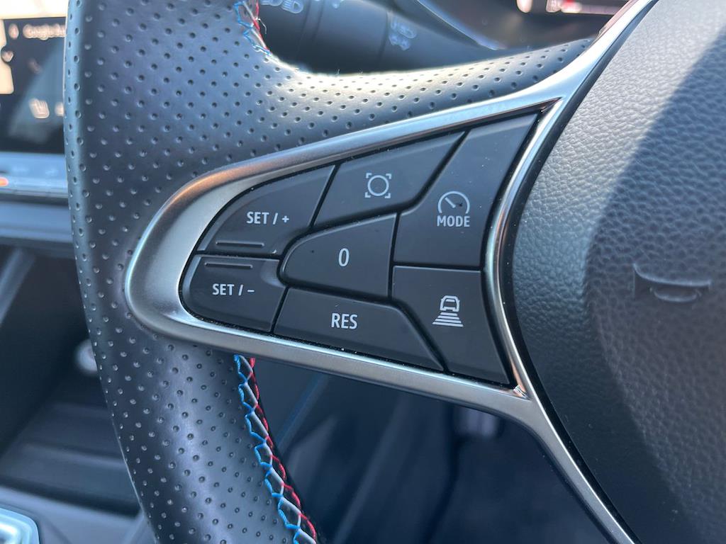 Used Renault Captur 2024 for sale - 77012411: Photo 29