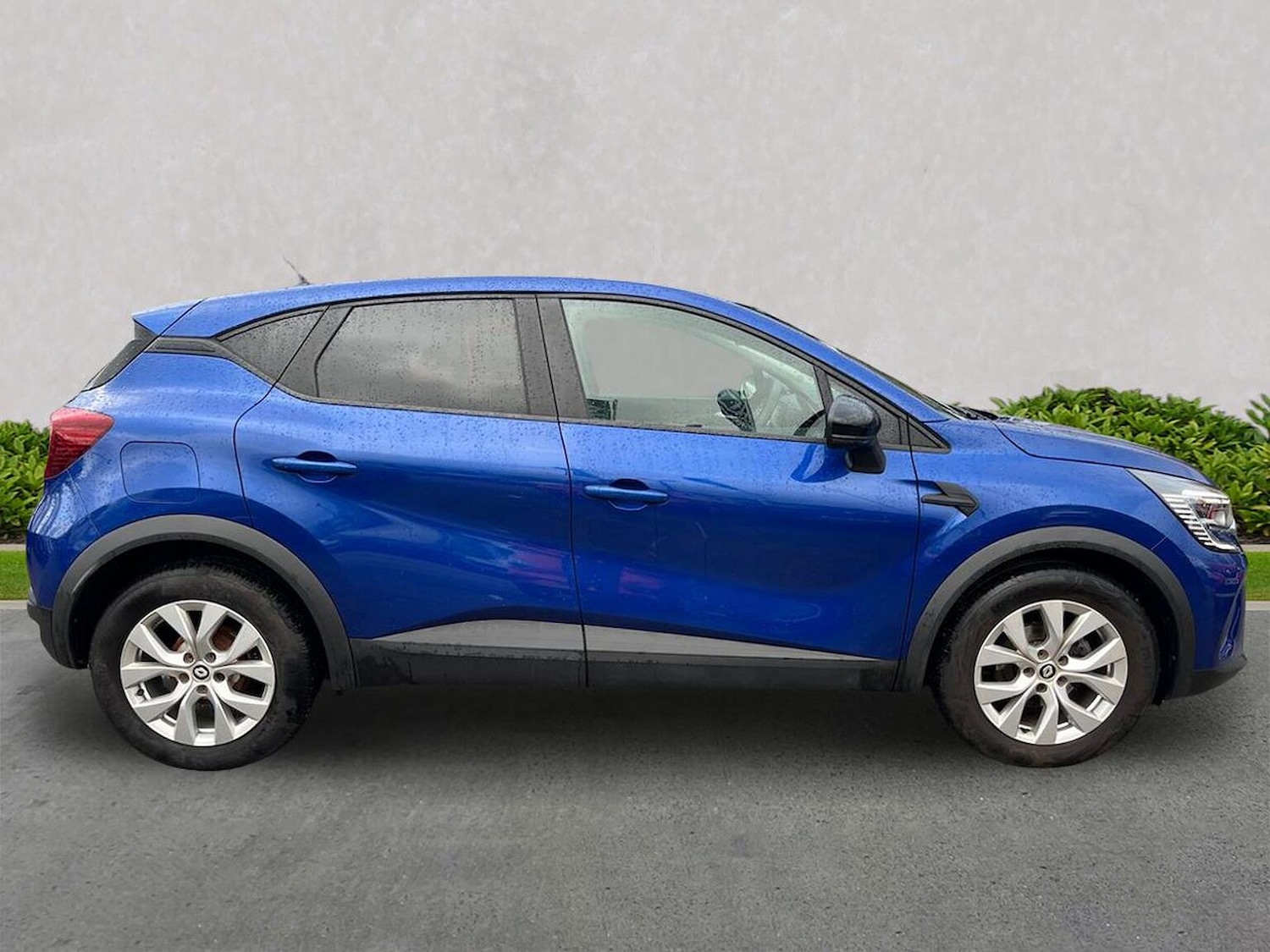 Used Renault Captur 2022 for sale - 76682631: Photo 3