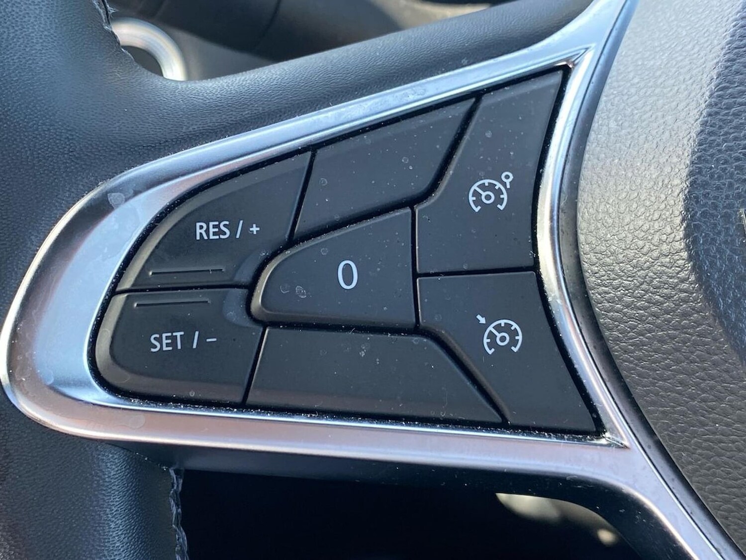 Used Renault Captur 2023 for sale - 78195438: Photo 29