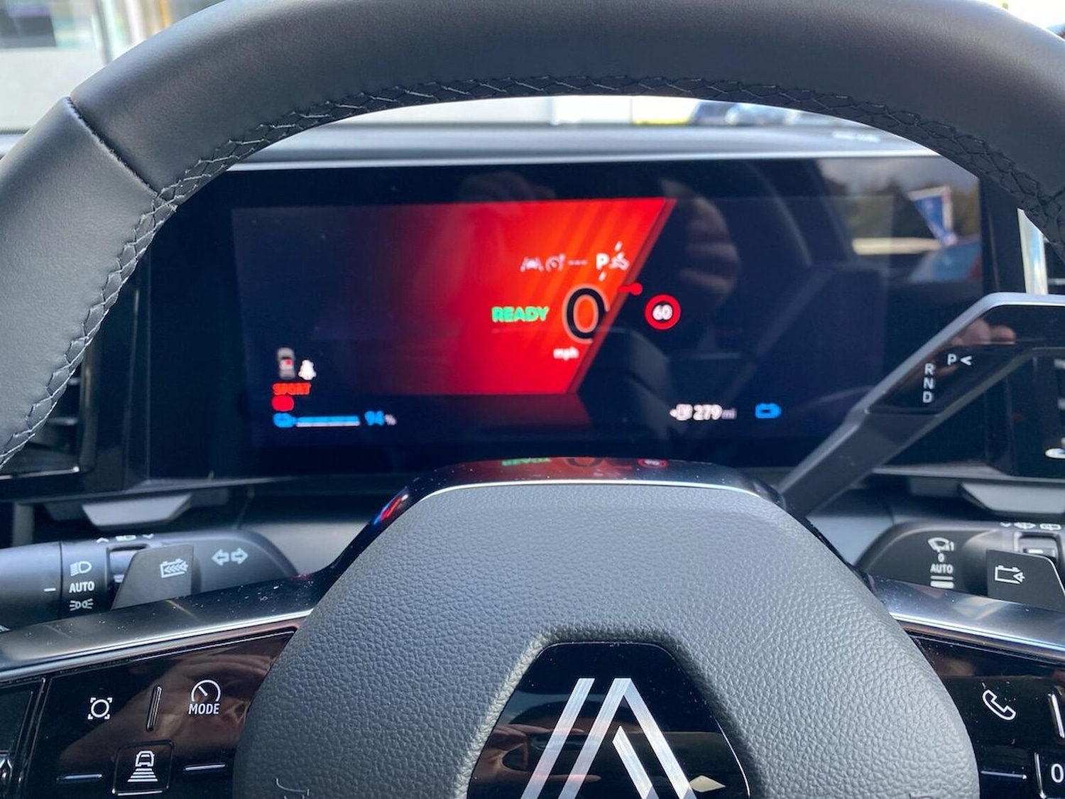 Used Renault Scenic E-Tech 2024 for sale - 76392472: Photo 10