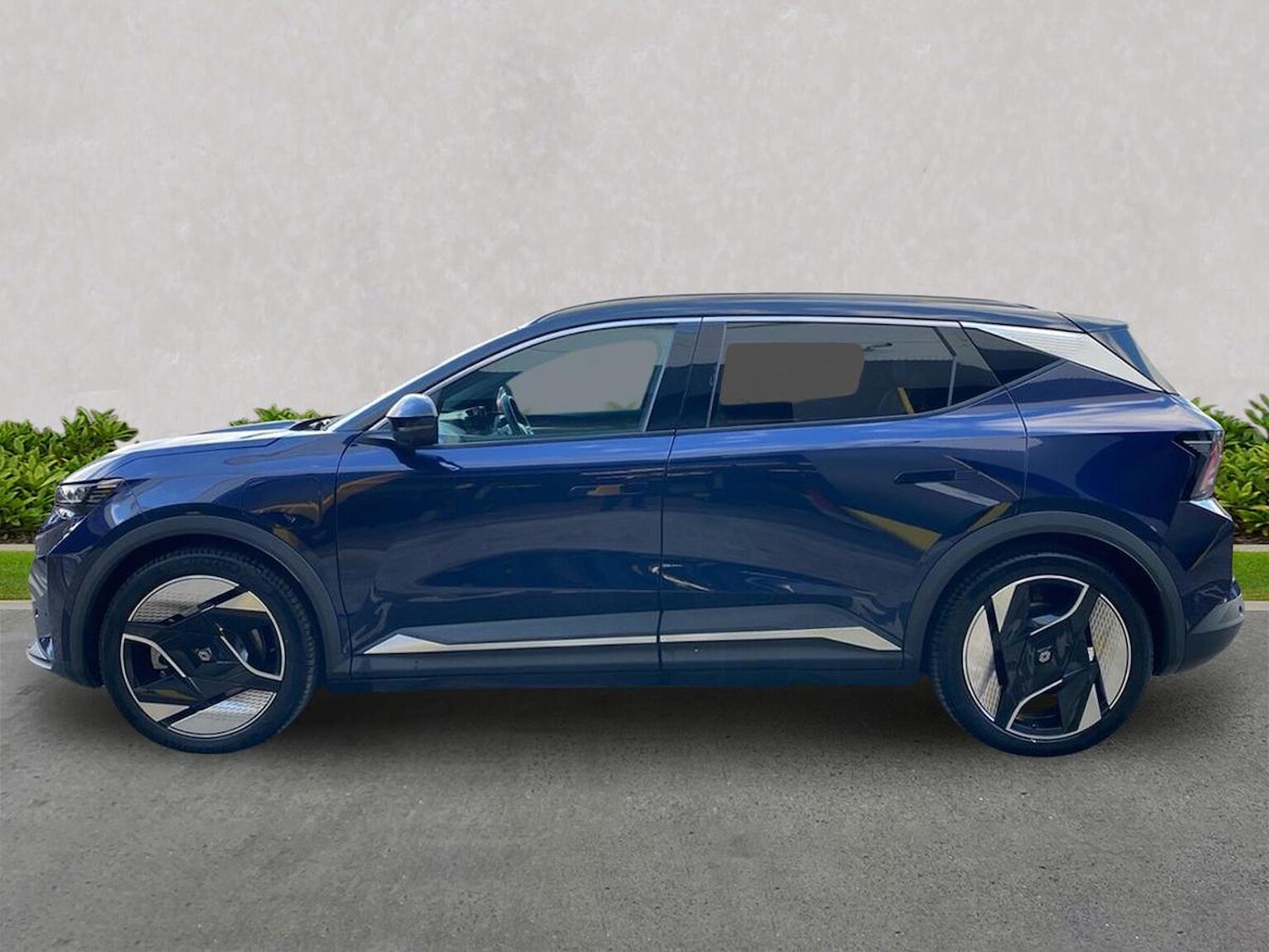 Used Renault Scenic E-Tech 2024 for sale - 76392472: Photo 19