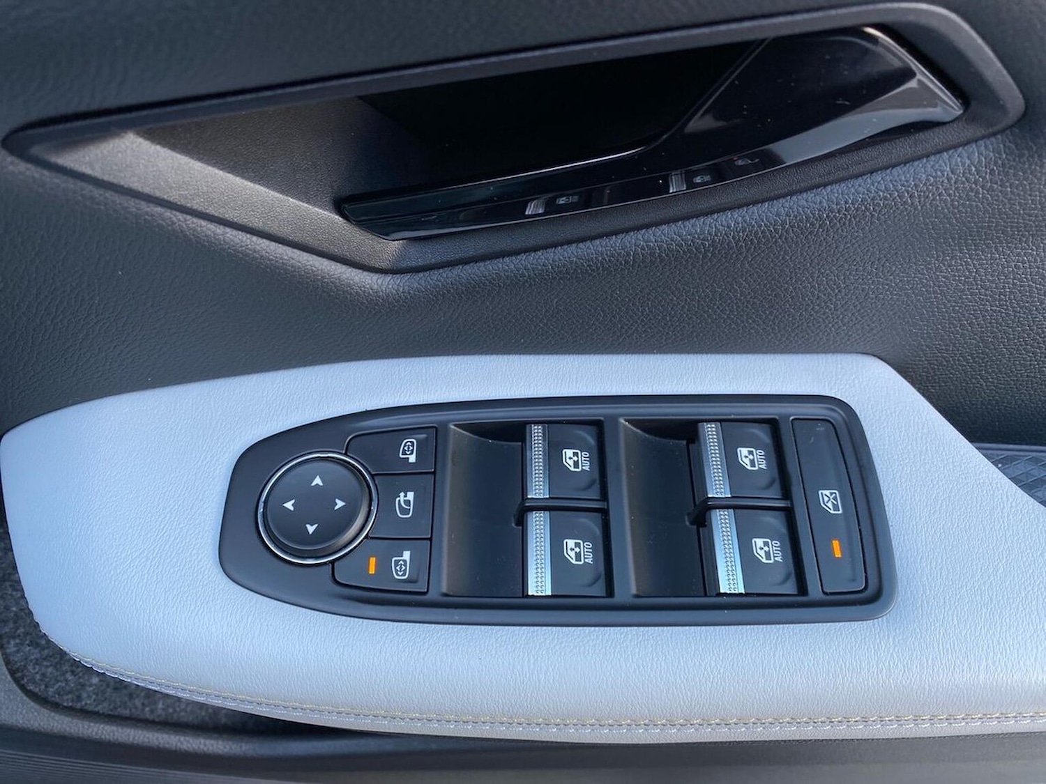 Used Renault Scenic E-Tech 2024 for sale - 76392472: Photo 21