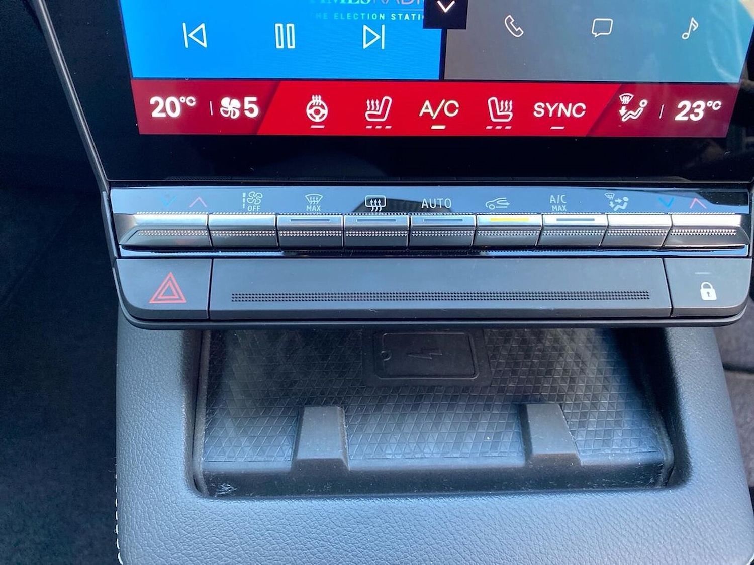 Used Renault Scenic E-Tech 2024 for sale - 76392472: Photo 22