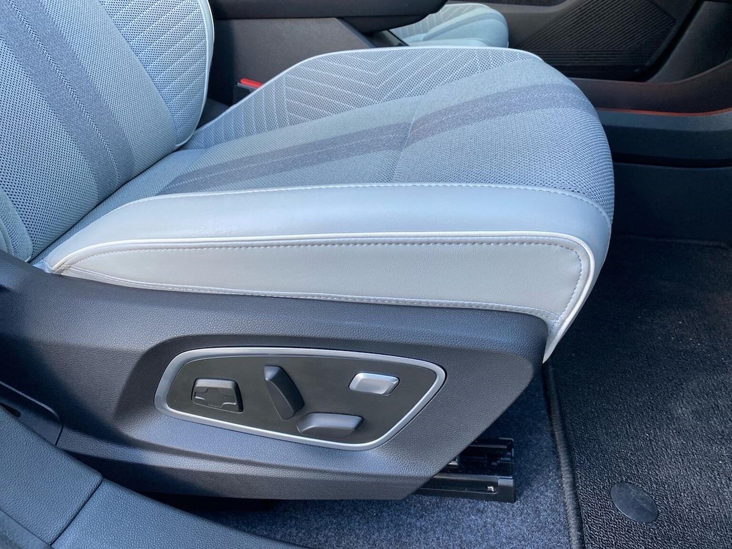 Used Renault Scenic E-Tech 2024 for sale - 76392472: Photo 30