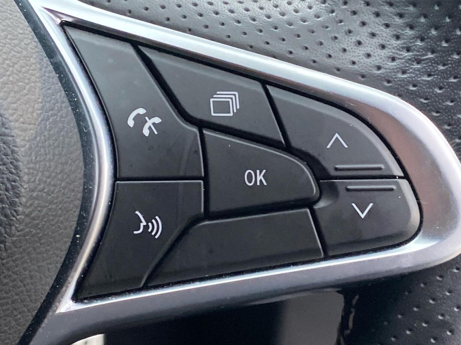 Used Renault Arkana 2023 for sale - 76762449: Photo 27