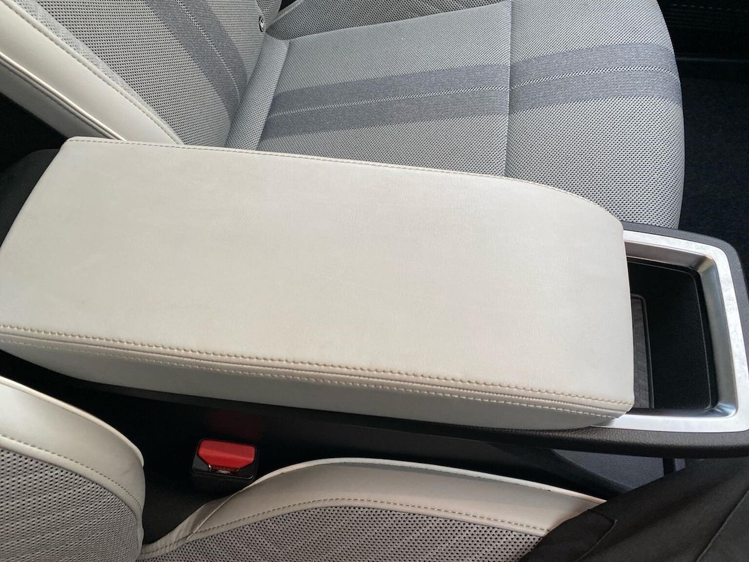 Used Renault Scenic E-Tech 2024 for sale - 76430821: Photo 47