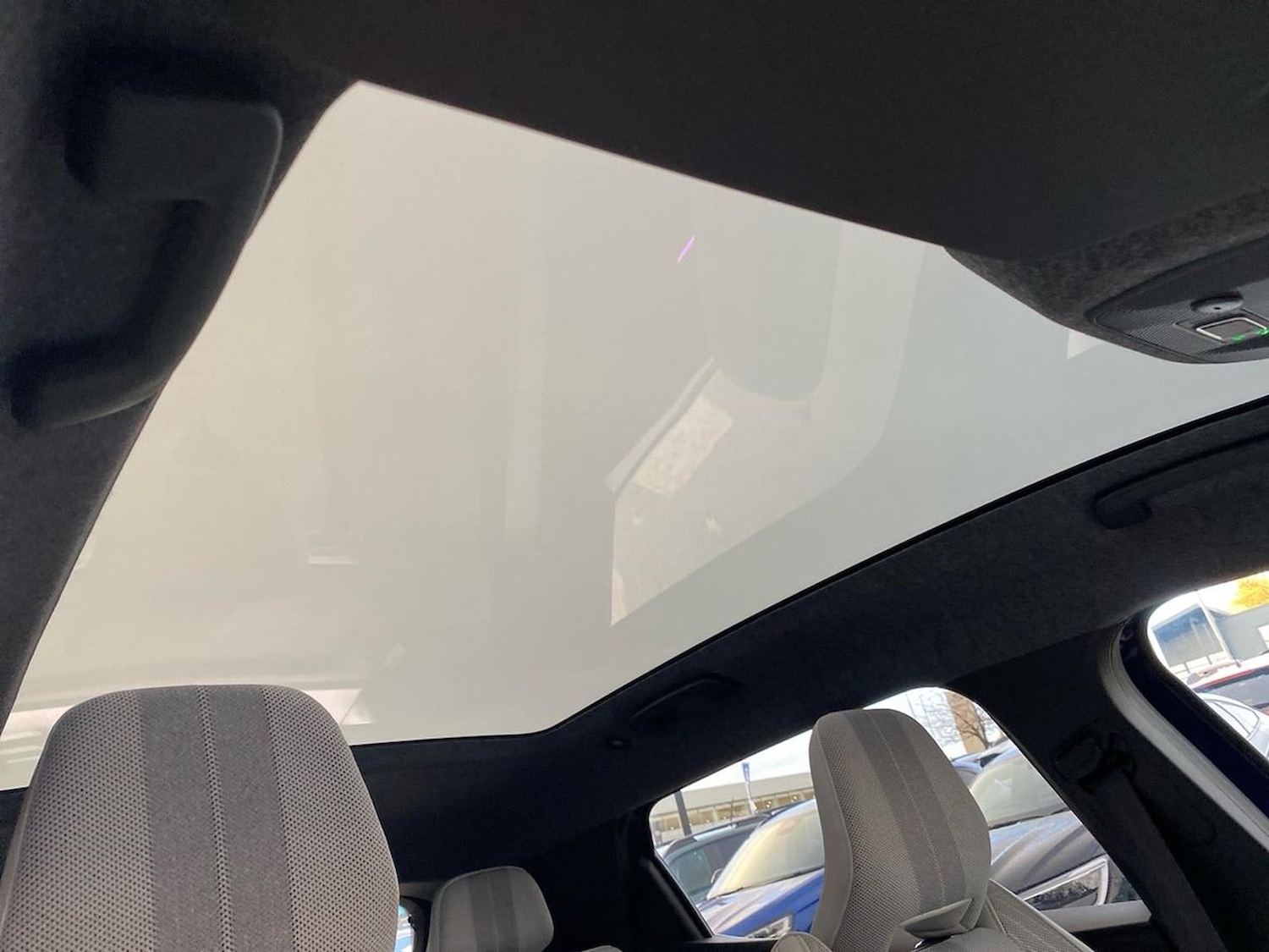 Used Renault Scenic E-Tech 2024 for sale - 76430821: Photo 51