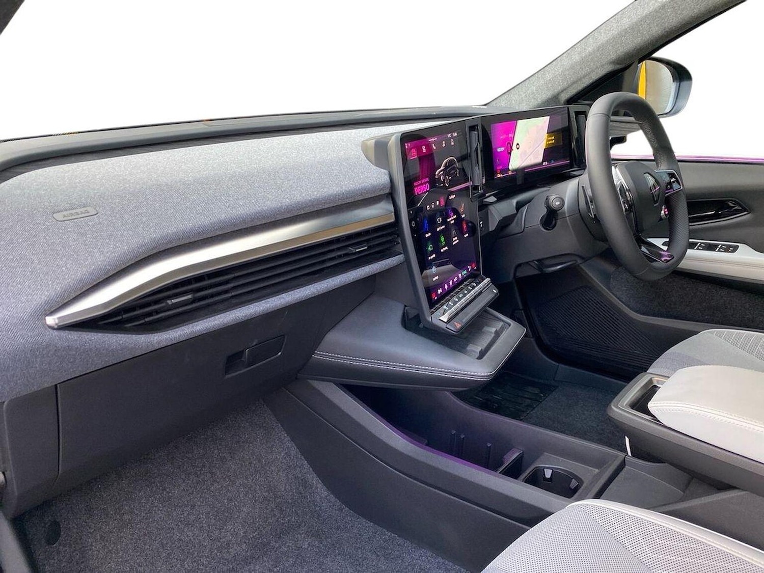 Used Renault Scenic E-Tech 2024 for sale - 76430821: Photo 7