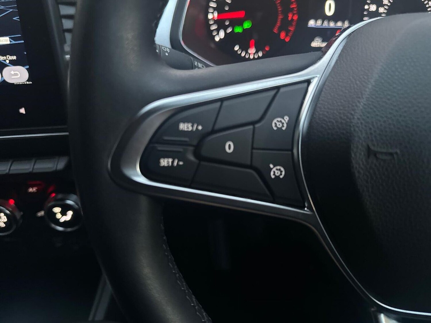 Used Renault Captur 2023 for sale - 78026147: Photo 27