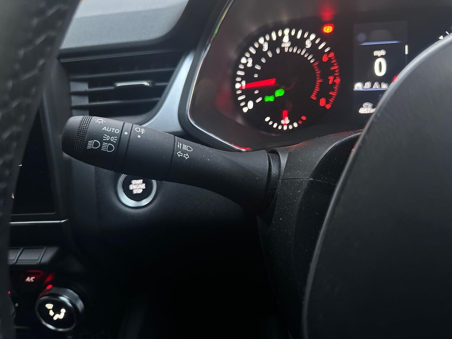 Used Renault Captur 2023 for sale - 78026147: Photo 29