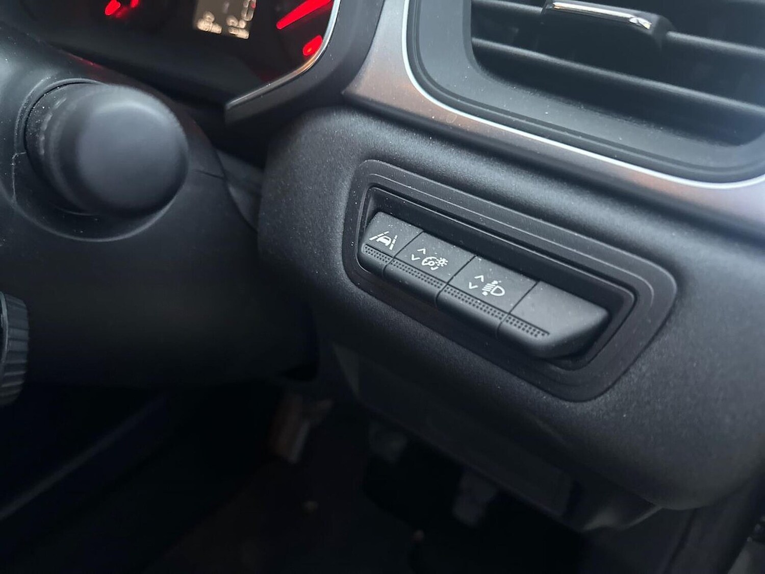 Used Renault Captur 2023 for sale - 78026147: Photo 39