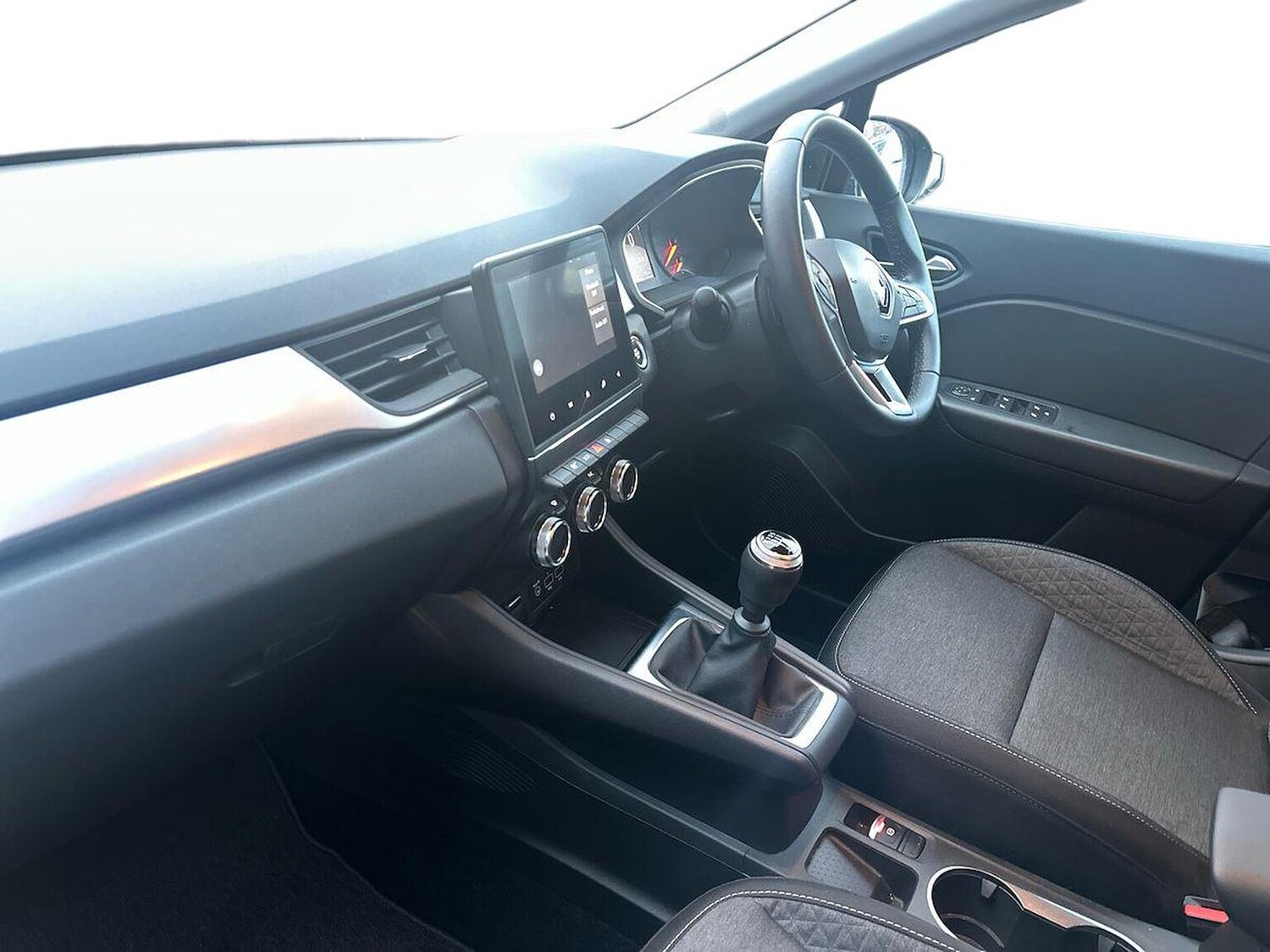 Used Renault Captur 2023 for sale - 78026147: Photo 7