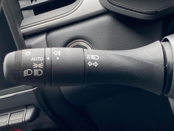 Used Renault Captur 2024 for sale - 75644393: Photo 28